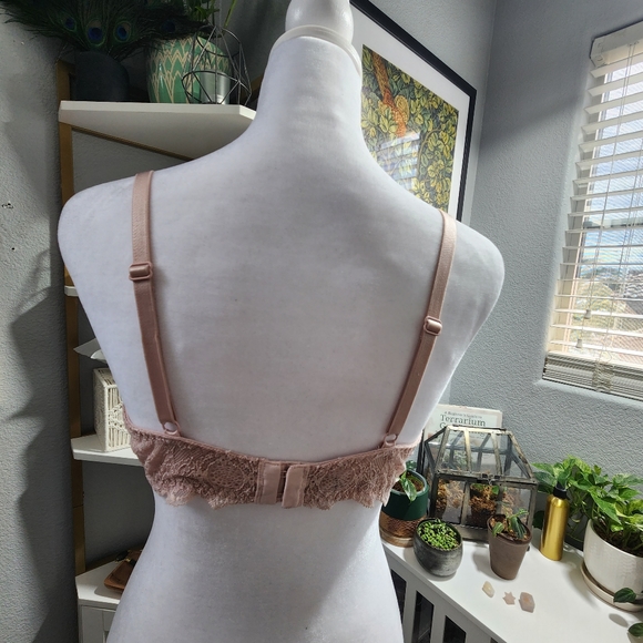 Adore Me Sexy Ballet Bra - Picture 5 of 8